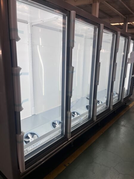 GLASS DOOR FREEZER MULTIDECKS REMOTE